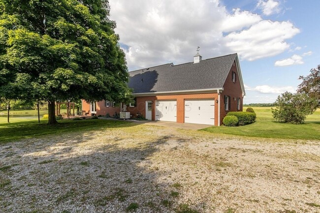 Building Photo - 5565 Stringtown Rd NW