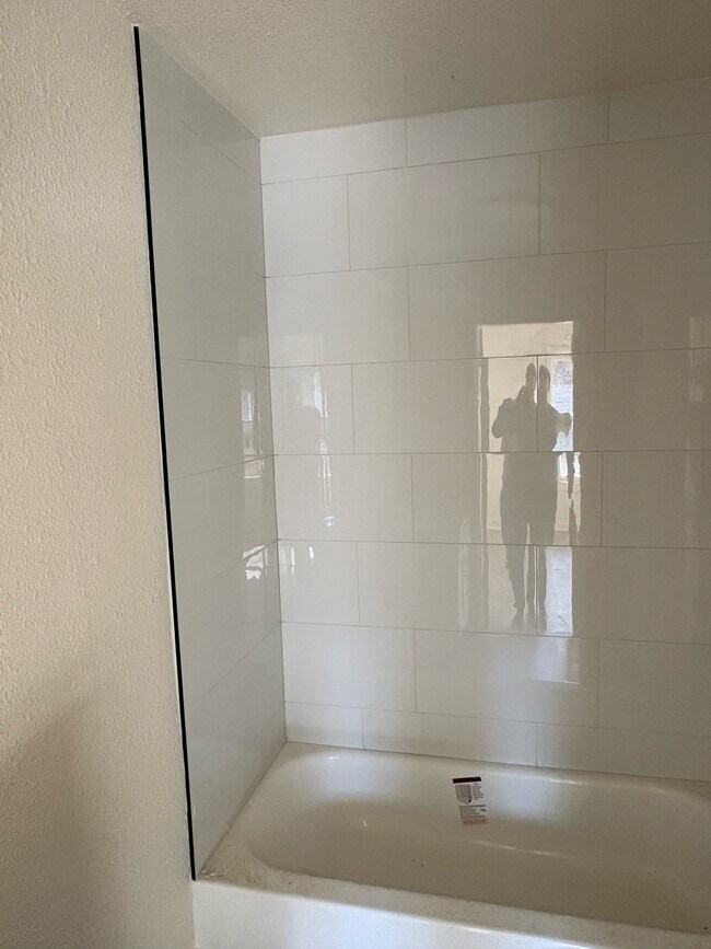 Building Photo - 1414 S 11th St