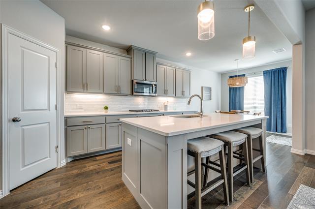 Building Photo - 3004 Comal Dr