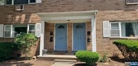 Building Photo - 2-31-31 Virginia Dr