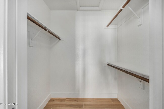 Building Photo - 3128 E Charleston Ave