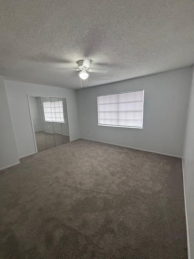 Building Photo - 4825 Lighthouse Cir