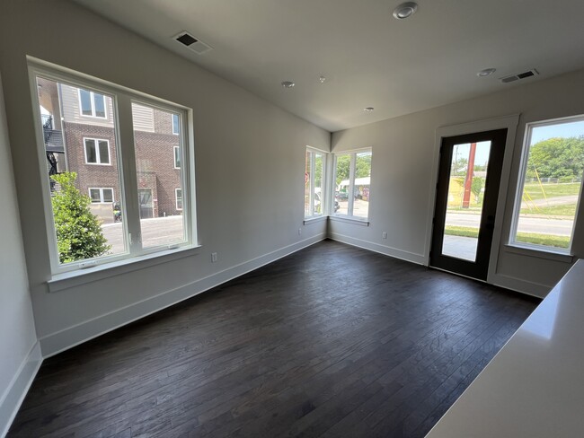 Building Photo - 1509 Porter Rd