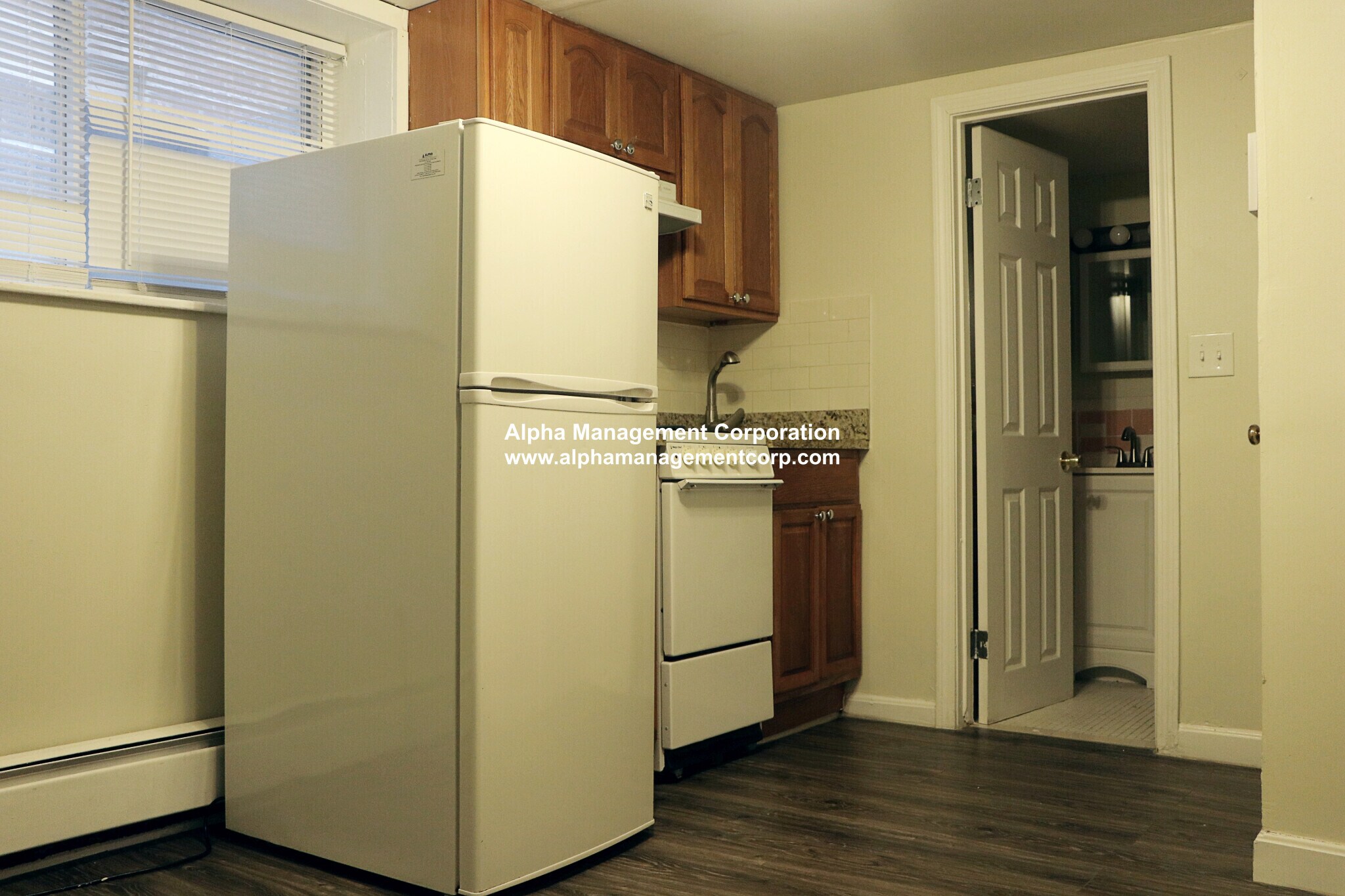 Building Photo - 10 Wait St