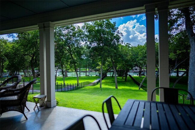 Building Photo - 1035 Timber Elm