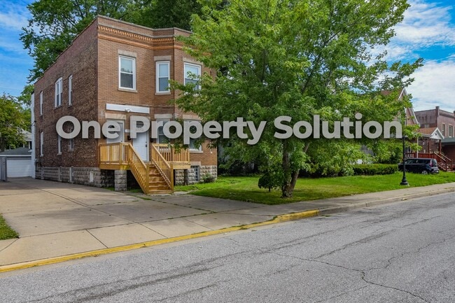 Building Photo - 35 Ruth St