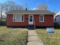 Building Photo - 915 N Upland Ave