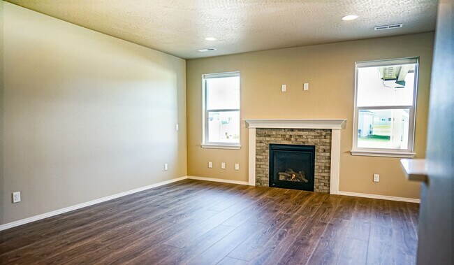 Building Photo - Brand New Home in Hayden North