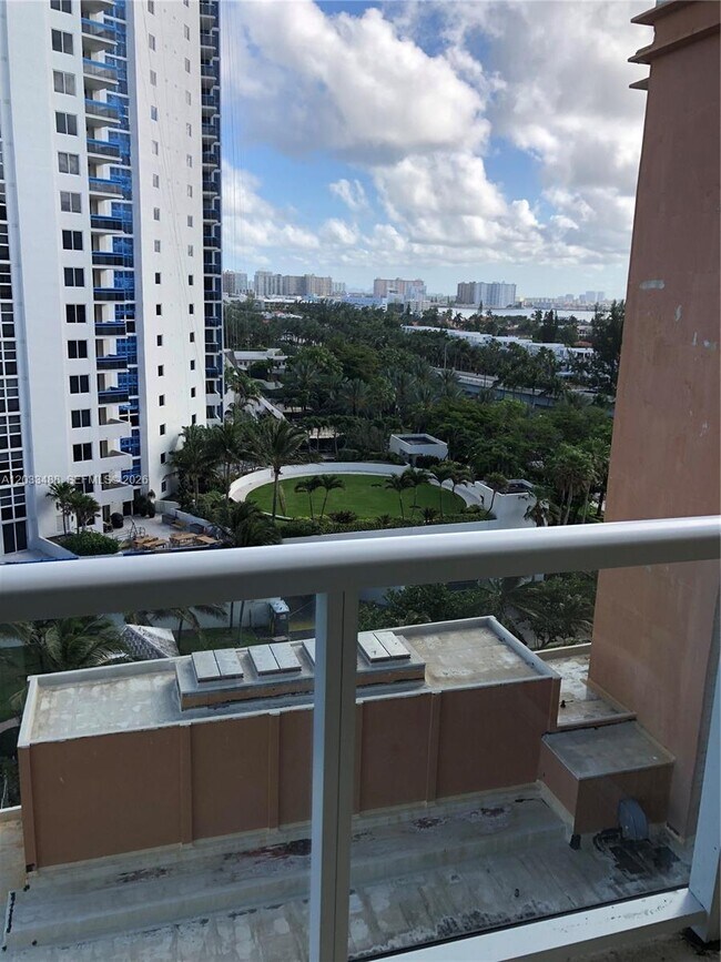Building Photo - 19201 Collins Ave