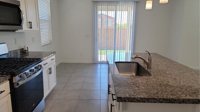 Building Photo - 5476 Verbena Lime Ln