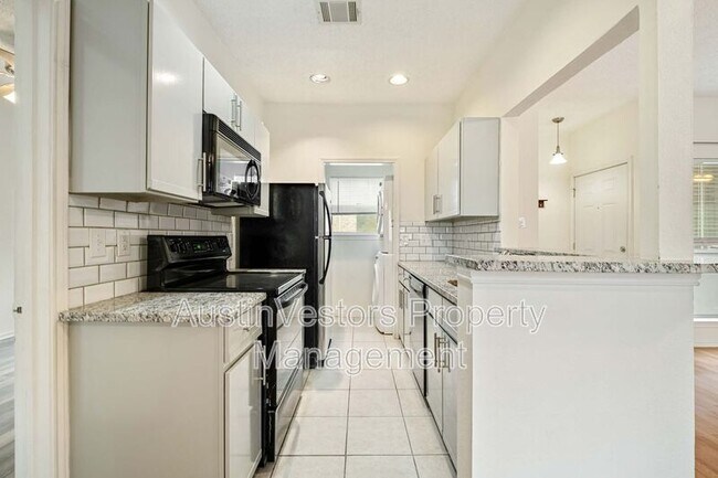 Building Photo - 2520 Quarry Rd