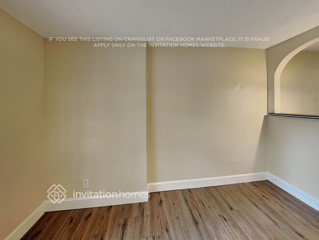 Building Photo - 1309 Tyrone Blvd N