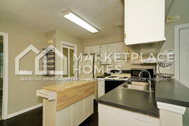 Building Photo - 2507 Nugget Ln