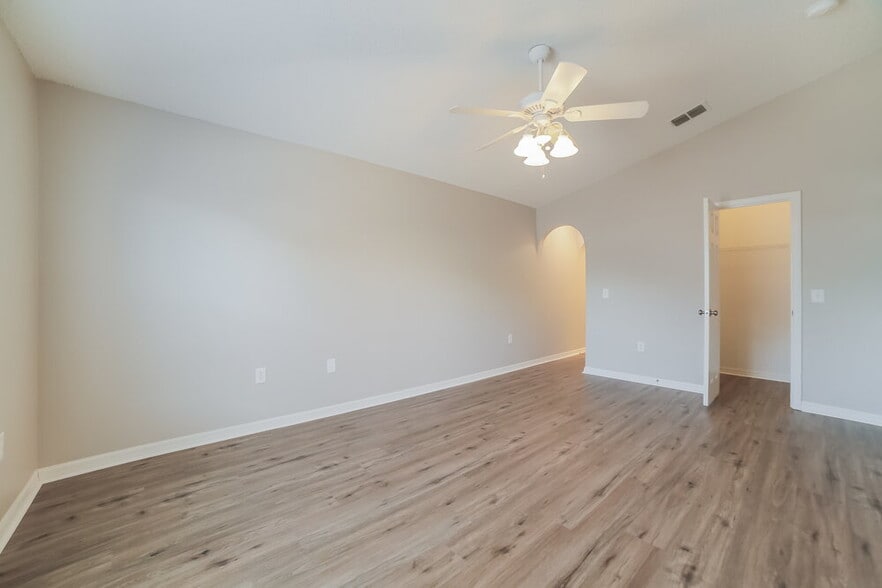 Building Photo - 4712 Newbourne Way