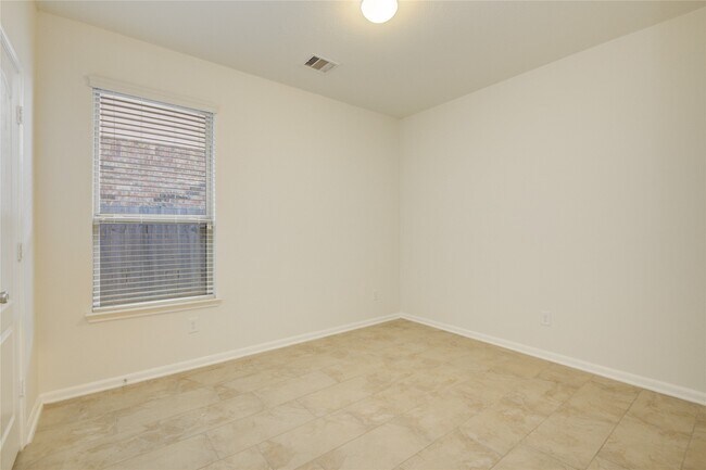 Building Photo - 24018 Adobe Ridge Ln