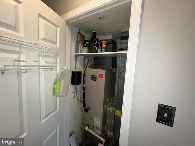 Building Photo - 47745 Devin Cir