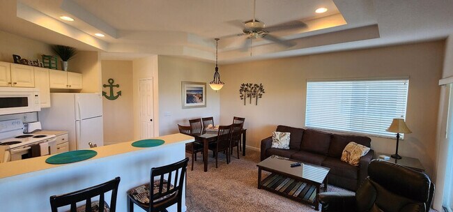 Building Photo - 8270 Mulligan Cir