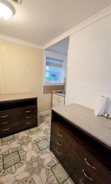 Building Photo - 3083 Claiborne Dr NW