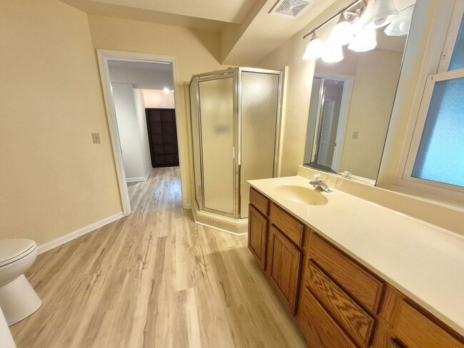 Building Photo - 125 Ivywood Dr