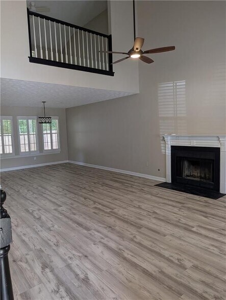 Building Photo - 3324 Benthollow Ln