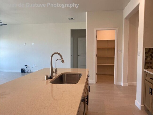 Building Photo - 2681 Silver Hawk Ave