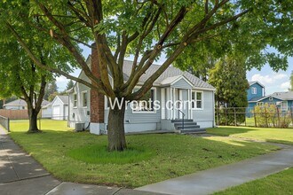 Building Photo - Newly renovated 3bd 2bath Shadle Rancher MUST SEE