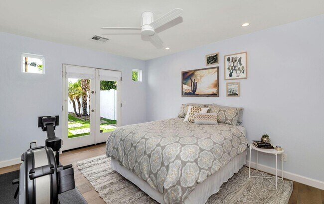 Building Photo - 6202 E Calle Redonda