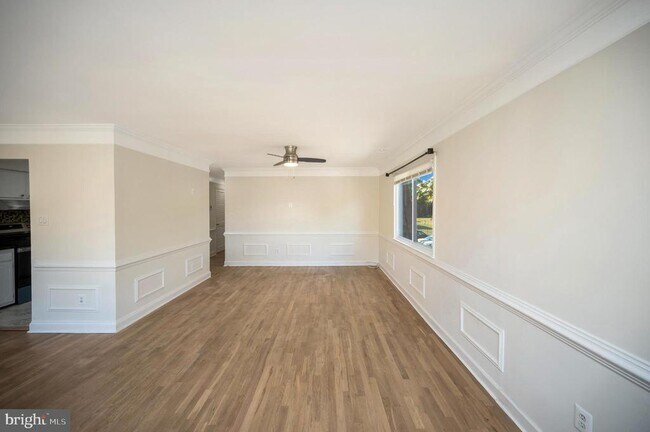 Building Photo - 3890 Mariposa Pl