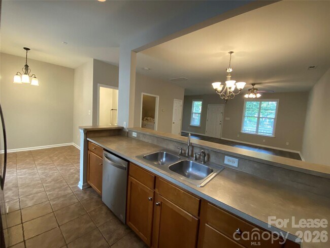 Building Photo - 10310 McGoogan Ln