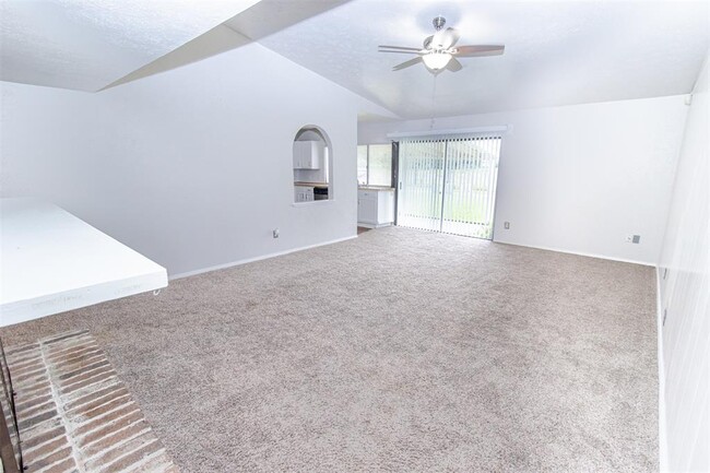 Building Photo - 14226 Morinscott Dr