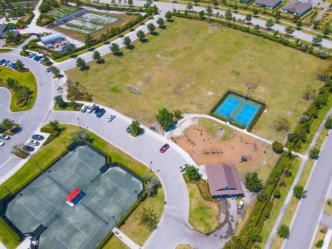 Building Photo - 1295 Tangled Orchard Tr