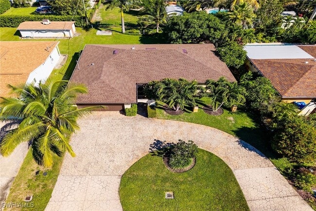 Building Photo - 1337 Wisconsin Dr