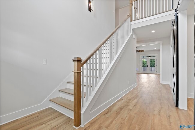 Building Photo - 6605 Waxwood Dr