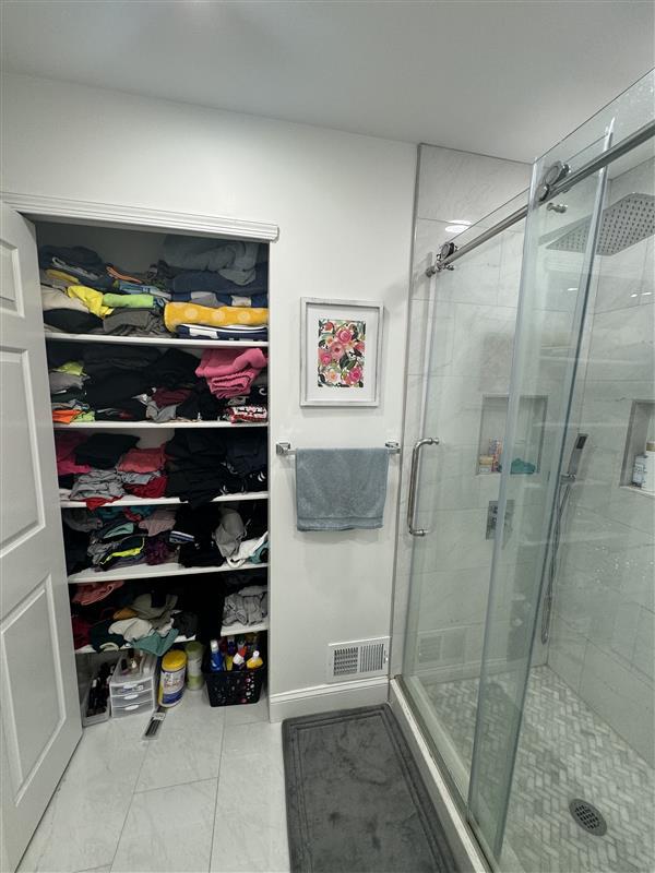 Building Photo - 268 Kempsey Dr