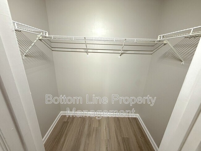 Building Photo - 3715 Bullard St
