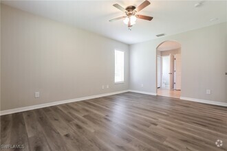 Building Photo - 4628 N Salford Blvd