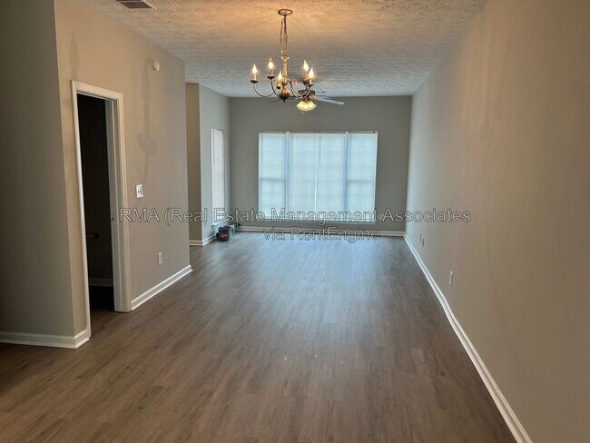 Building Photo - 1768 Carrington Dr