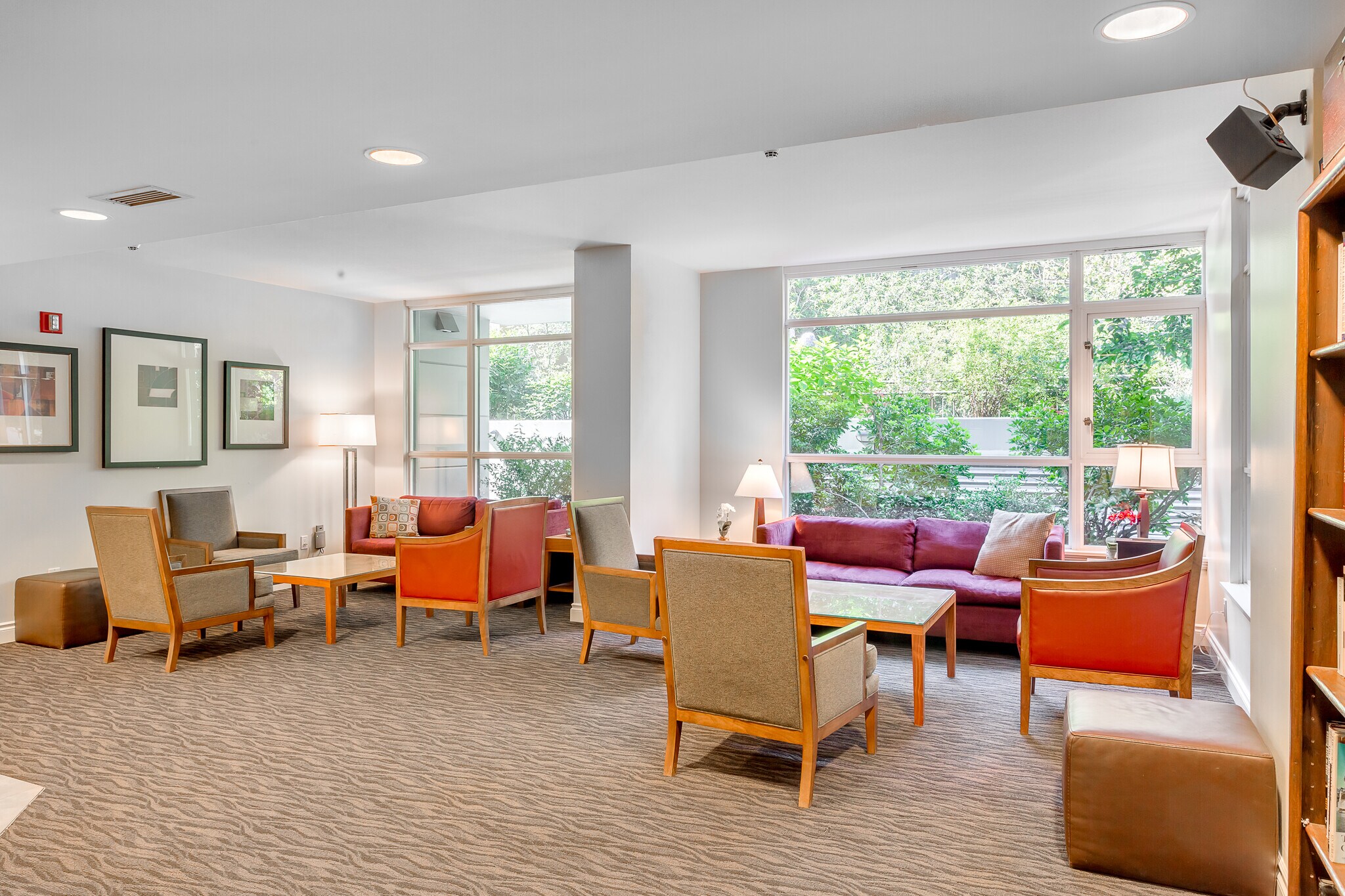 Building Photo - 1420 Terry Ave