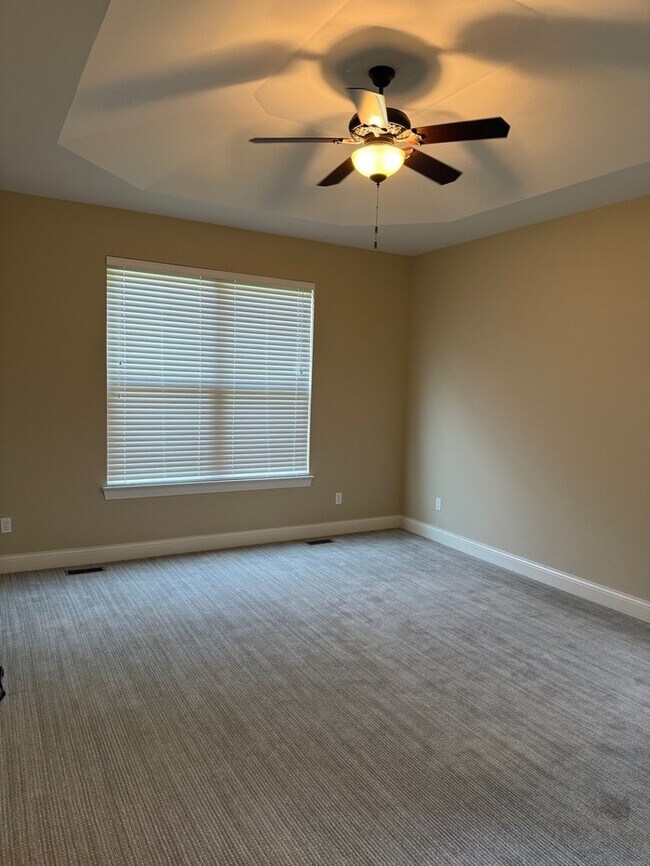 Building Photo - 36 Sag Harbor Ct