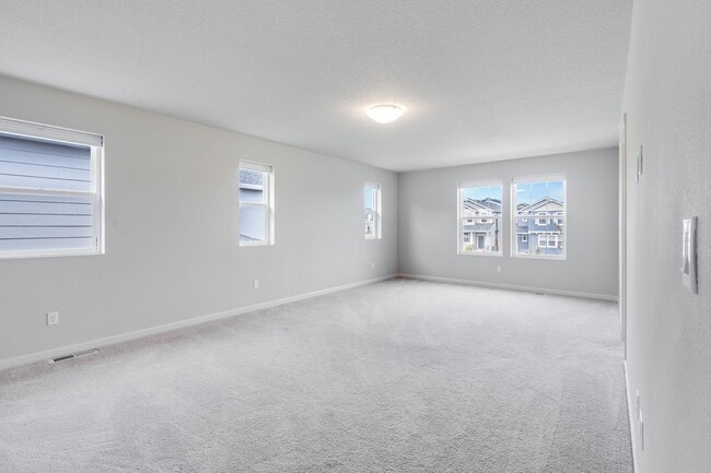 Building Photo - -- Price Reduced!! -- 4 Bed, 3 Bath Rental...