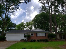Building Photo - 2622 Hemingway Cir