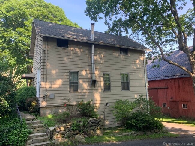 Building Photo - 263 Seymour Rd