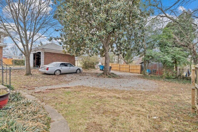 Building Photo - 1144 Wasena Ave SW