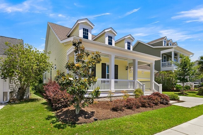 Building Photo - 3688 Maidstone Dr