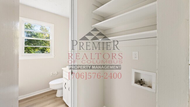 Building Photo - 330 Mays Ave