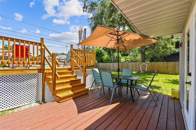 Building Photo - 2221 Calexico Way S