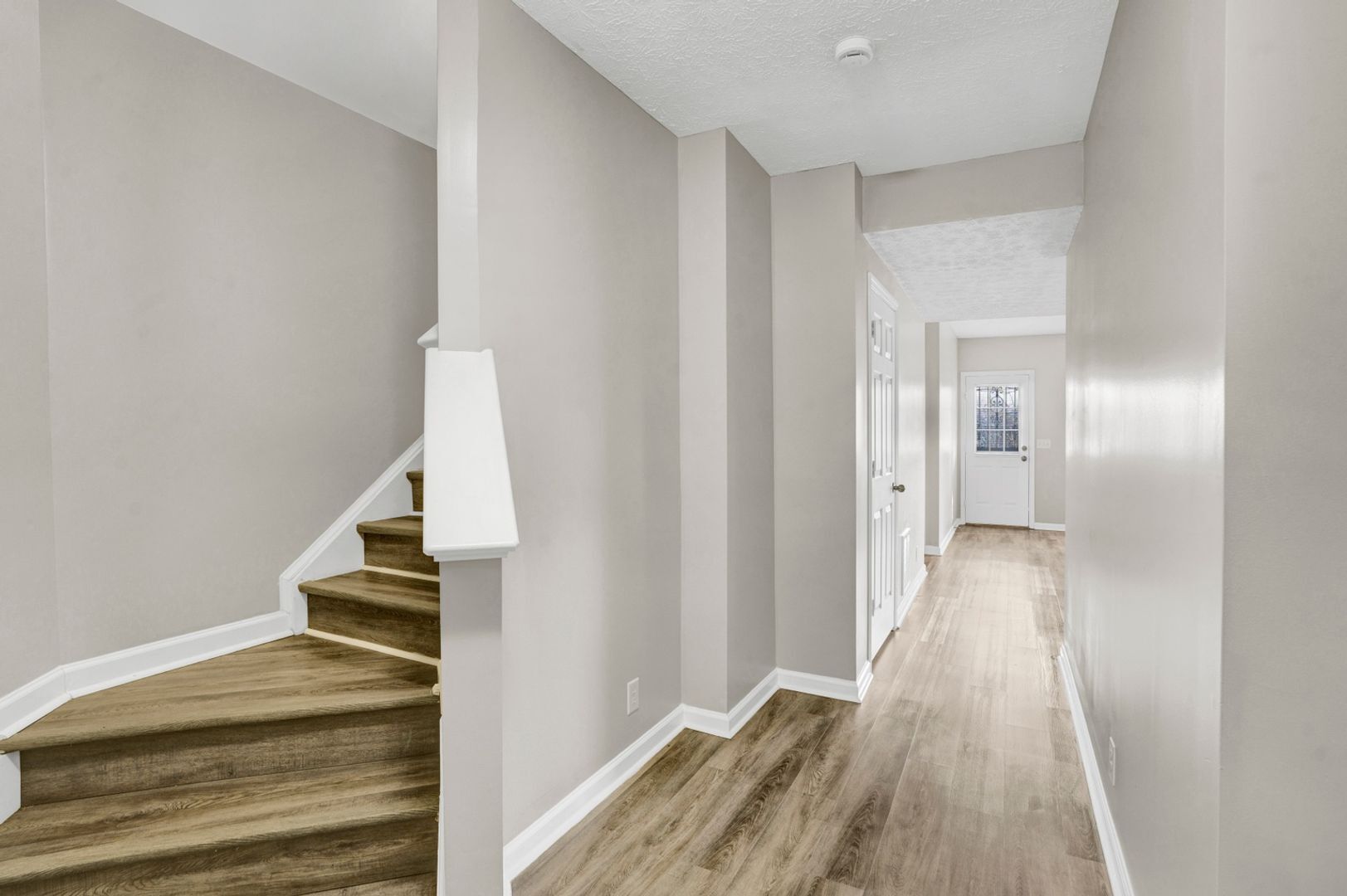 Building Photo - 1345 Bell Rd