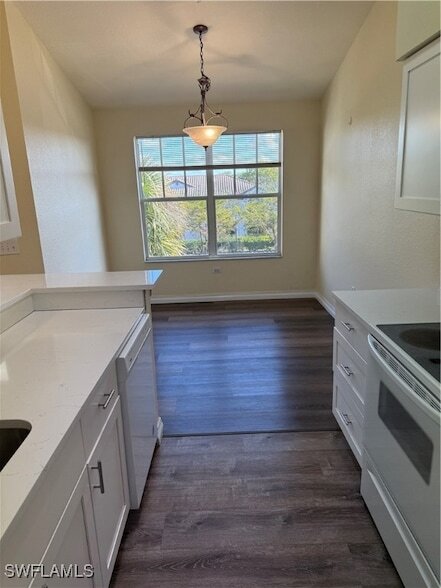 Building Photo - 7985 Preserve Cir