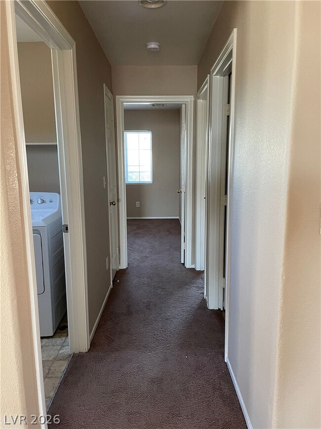 Building Photo - 3753 Hollycroft Dr