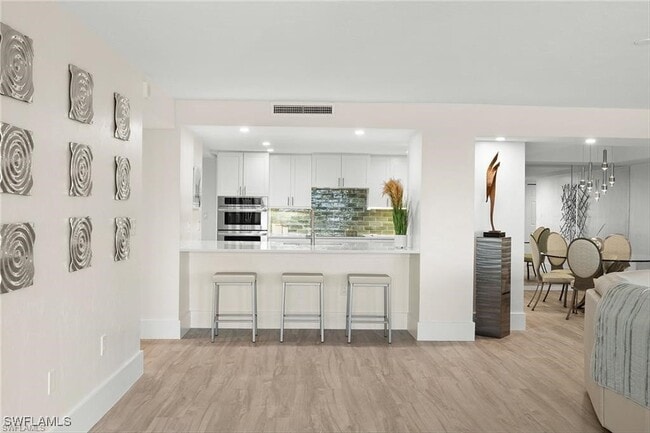 Building Photo - 5601 Turtle Bay Dr